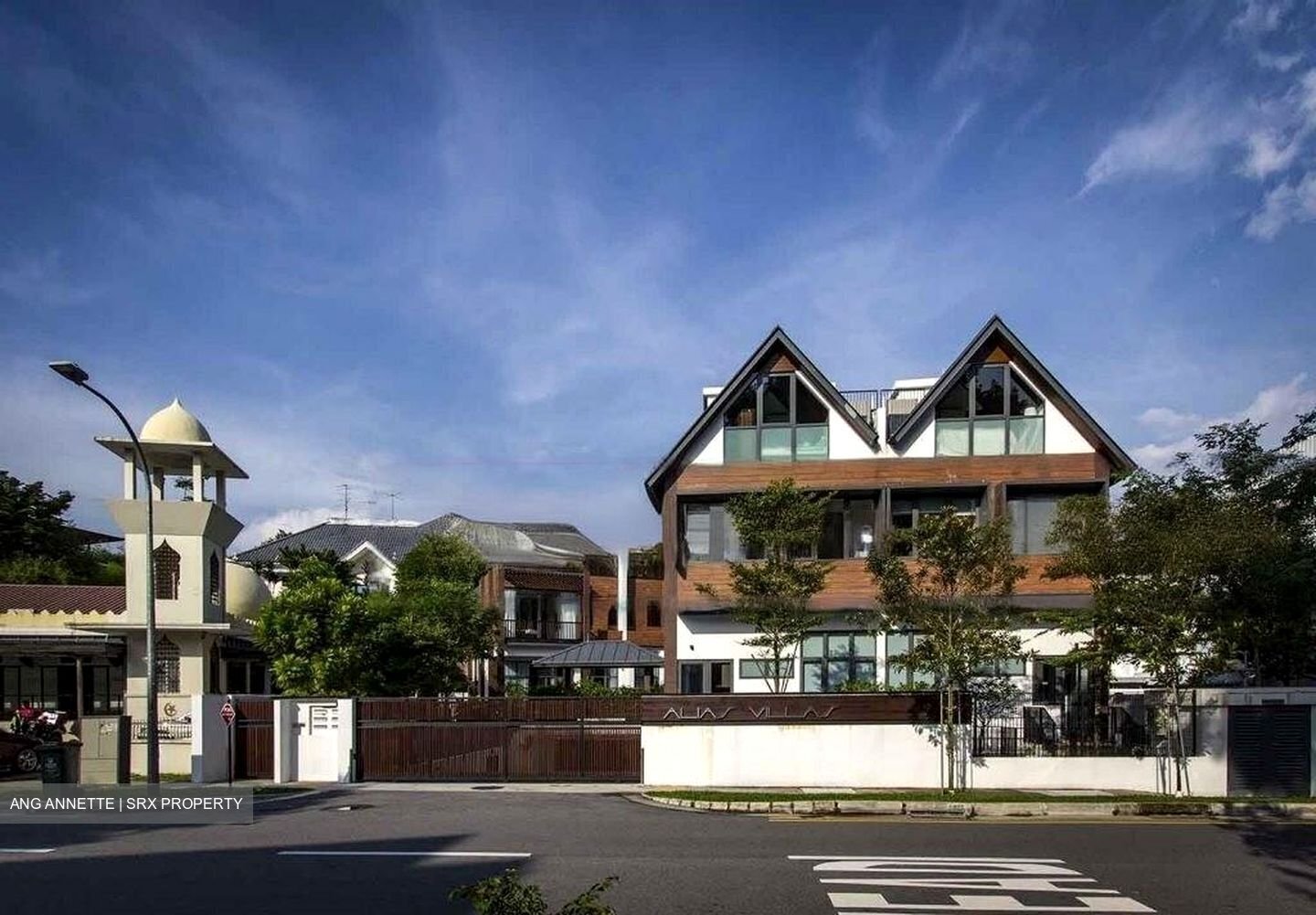 Jalan Haji Alias (D10), Terrace #455793541